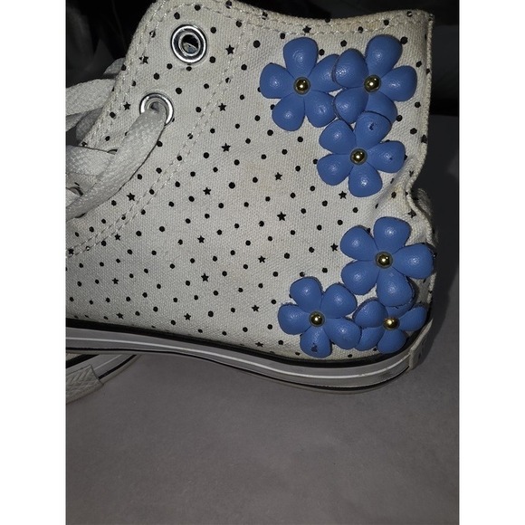 NWOT Converse 5.5 Polka Dot Daisy White Blue Hi Top Tennis Shoes 127677 - Picture 2 of 8